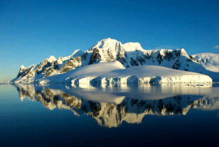 La península antártica norte es la más calurosa del continente. Ocasionalmente se pueden obtener medidas de hasta 15º C