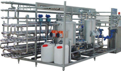 Instalación industrial para procesar la leche mediante el método UHT