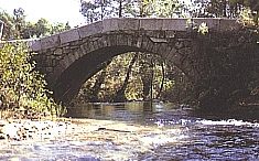 As Neves - Puente romano en la parroquia de Santiago de Ribarteme