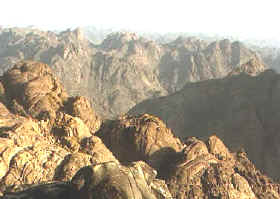 Montes del Sinaí, lugar de veneración y peregrinación para Judíos y Cristianos