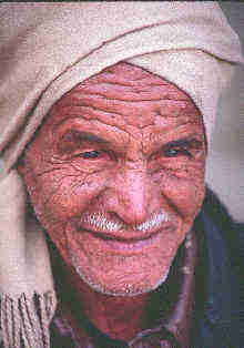 Anciano beduino del desierto del Sinaí