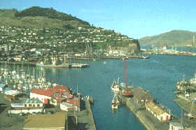 Vista del puerto de Lyttelton, uno de los principales de Nueva Zelanda