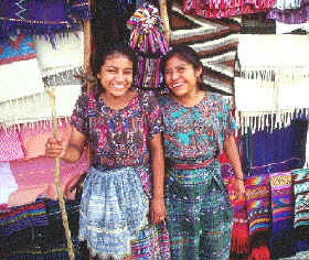 Jóvenes indias mayas de Ticán